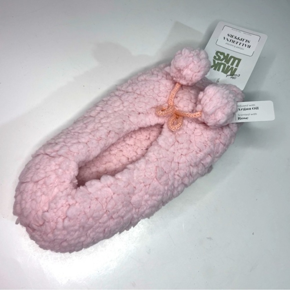 Muk Luks Pink Sherpa Infused Scented Ballerina Slippers with Grippers Size 8-10